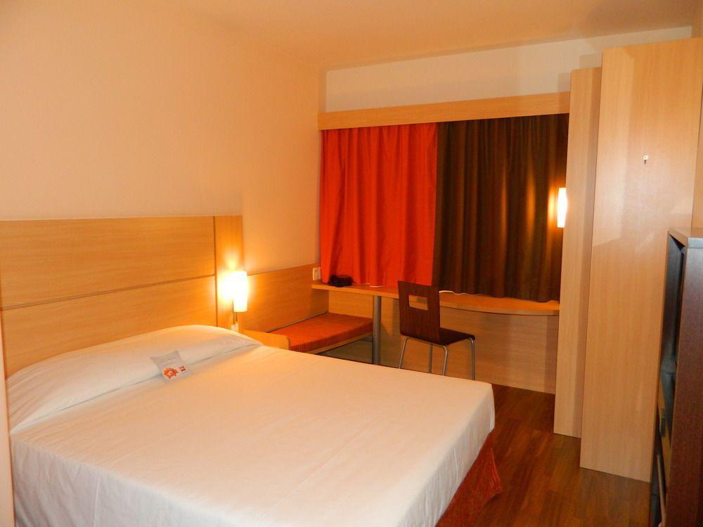 Ibis Itu Plaza Shopping Hotel Bagian luar foto